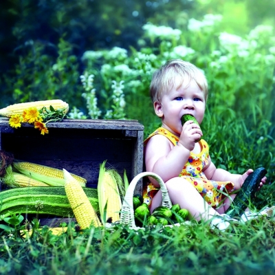 Calendar cu imagini Kids, 31.5 x 48 cm, 12 file, 2026